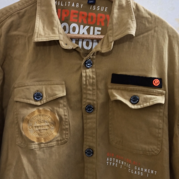 Superdry - Picture 2 of 11